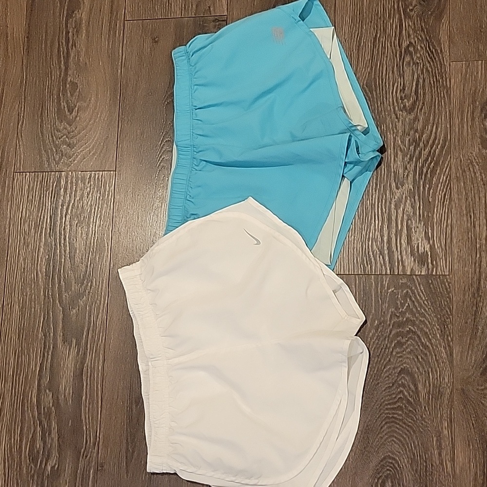 20 ❤️ NIKE DRI FIT AND NEW BALANCE HIGH RISE ATHLETIC SHORTS, MEDIUM